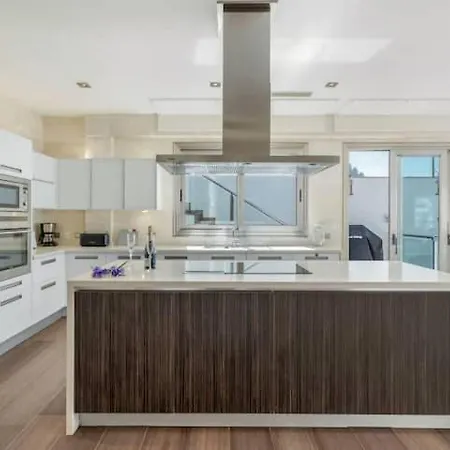Readhostprofile&scan! Luxury 4-bedroom With Pool Appartement Antibes
