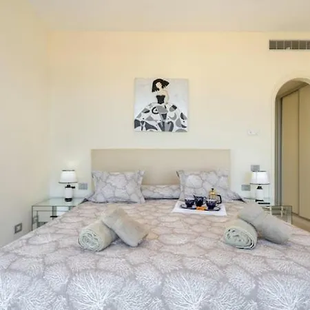 Appartement Readhostprofile&scan! Luxury 4-bedroom With Pool Antibes